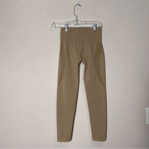 NVGTH Beige Performance Seamless Leggings Women's Size Small - Picture 14 of 14
